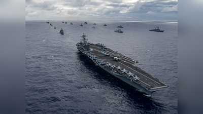 कोरोना संकट: चीन ने साउथ चाइना सी में खदेड़ा अमेरिकी जंगी जहाज, US ने भेजा बमवर्षक विमान