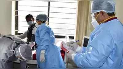कोरोना का खौफ: PMCH के 8 डॉक्टर सस्पेंड, ड्यूटी करने से किया था इन्कार