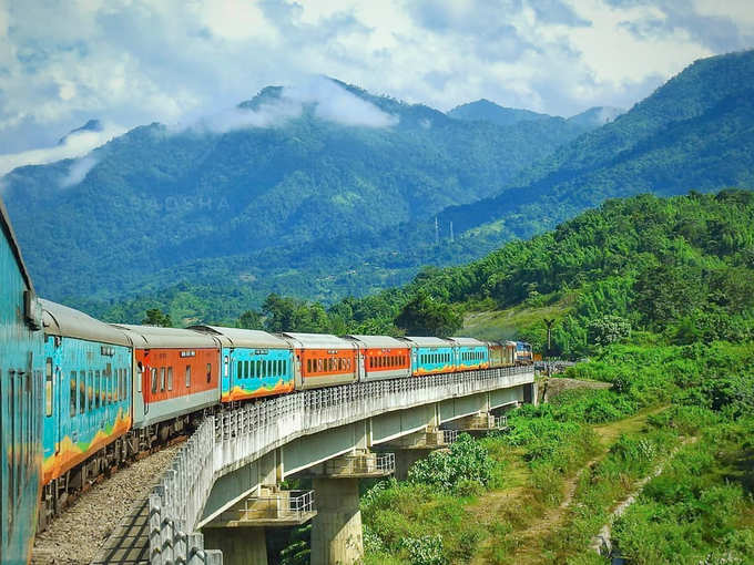 नारंगी के बागों के लिए फेमस है गांव