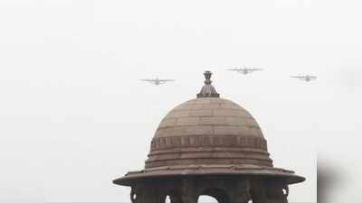 देश के आसमान में सुखोई का शंखनाद, अदृश्य दुश्मन से लड़ रहे जांबाजों को सेना का सलाम