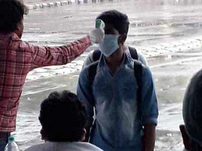 लॉकडाउनः कोटा में फंसे छात्र बसों से पहुंचे दिल्ली