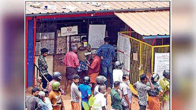 तमिलनाडु में अब नहीं खुलेंगी शराब की दुकानें, ओडिशा सरकार दुकानें खोलने पर नहीं ले पाई फैसला