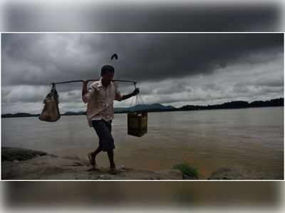 കേരളത്തിൽ ചിലയിടങ്ങളിൽ ശക്തമായ മഴക്ക് സാധ്യത; നാളെ രണ്ട് ജില്ലകളില്‍ യെല്ലോ അലര്‍ട്ട് പ്രഖ്യാപിച്ചു