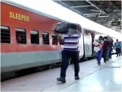 प्रयागराज जंक्शन: कुंभ का इंफ्रास्ट्रक्चर श्रमिक स्पेशल ट्रेनों के संचालन में आया काम