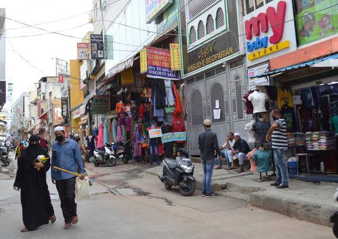 ಒಂದೊಂದೆ ಅಂಗಡಿ ಒಪನ್‌ ಆಗ್ತಿವೆ.. ನೋಡಲ್ಲಿ