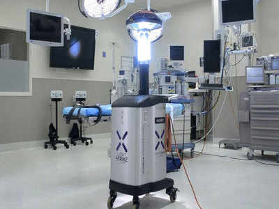UV Light रोबोट २ मिनिटात करोनाचा खात्मा करतो