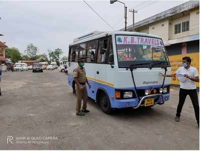 വാളയാര്‍ ചെക്ക് പോസ്റ്റ് വഴി സംസ്ഥാനത്തേയ്ക്ക്‌ ഇതുവരെ എത്തിയത് 9586 പേര്‍