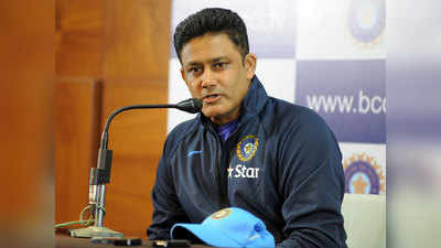 कोविड-19 के खिलाफ लड़ाई टेस्ट मैच की दूसरी पारी जैसी: अनिल कुंबले