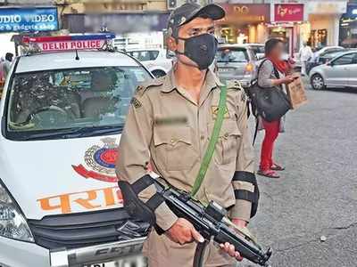 दिल्ली: दिल्ली पुलिस के 6 कर्मी कोरोना संक्रमित, अधिकारी भी हुए आइसोलेट