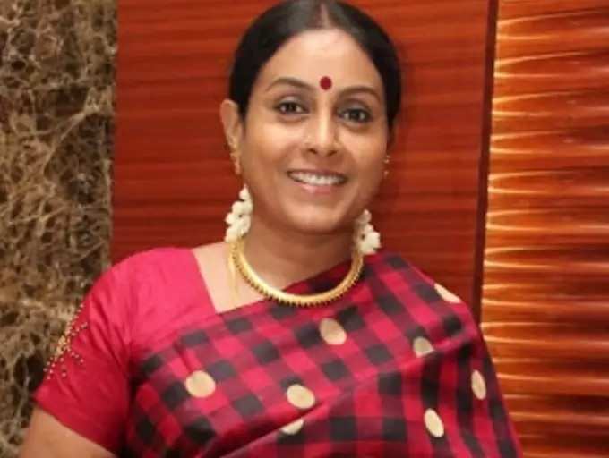 saranya ponvannan