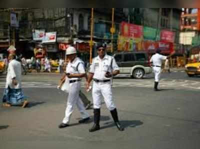 সাতসকালে কোপ মহিলার হাতে, সোনার নোয়া ছিনতাই