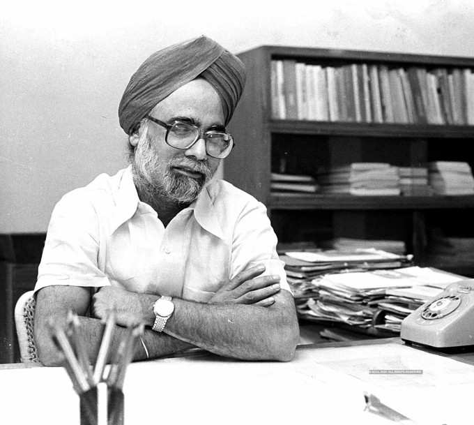 1984ರಲ್ಲಿ ಆರ್‌ಬಿಐ ಗವರ್ನರ್ ಹುದ್ದೆಯನ್ನು ನಿರ್ವಹಿಸುತ್ತಿರುವ ಡಾ.ಸಿಂಗ್