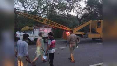 अयोध्या: मुंबई से आ रहे प्रवासी मजदूरों से भरा ट्रक पलटा, 8 गंभीर रूप से घायल