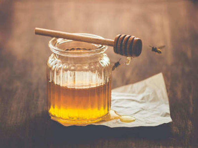 ​मधुमक्खी के काटने का घरेलू उपाय है शहद
