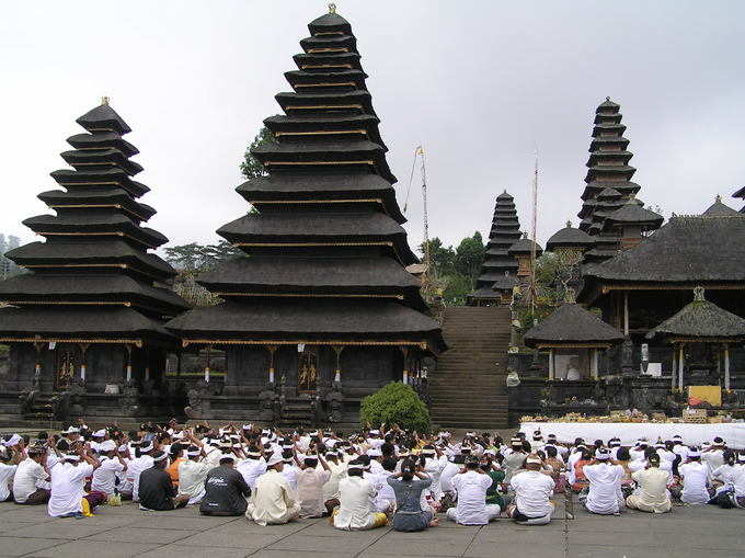 Prayer At Besakih