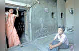 कुत्ते-बिल्ली नहीं कोबरा सांप पालते हैं महाराष्ट्र के इस गांव में लोग
