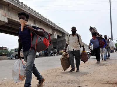 प्रवासी मजदूरों को घर तक पहुंचाने की जिम्मेदारी राज्यों कीः केंद्र