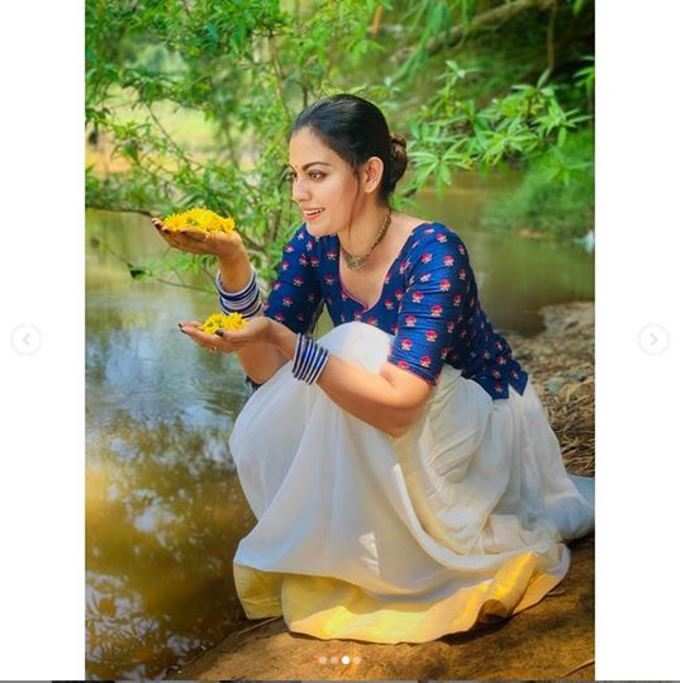 പടയാളികൾക്കൊപ്പം