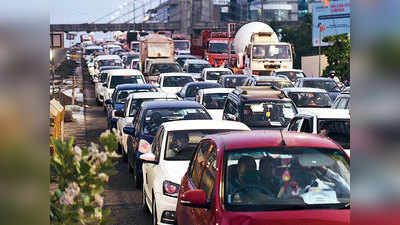 लॉकडाउन-4 में मिली छूट तो मुंबई में लगी भीड़, सड़कों पर ट्रैफिक जाम, एक्सपर्ट्स ने जताई चिंता