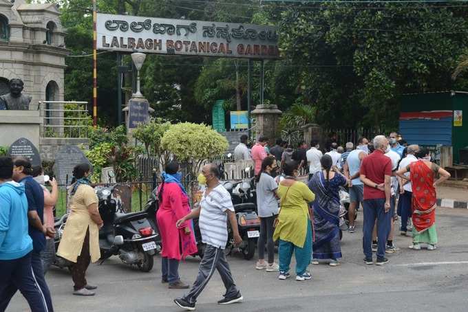 ಕೈ ತೊಳೆದು ಒಳಗೆ ಬನ್ನಿ...