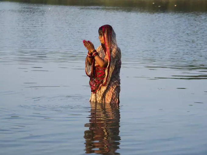 ​ಯಾವ ದಿಕ್ಕಿನಲ್ಲಿ ನಿಂತು ನೀರೆರೆಯಬೇಕು ಗೊತ್ತಾ..?