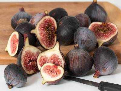 Health Benefits Of Figs In Summer : गर्मियों में क्यों करना चाहिए अंजीर का सेवन? जानें इससे जुड़े फायदे और नुकसान