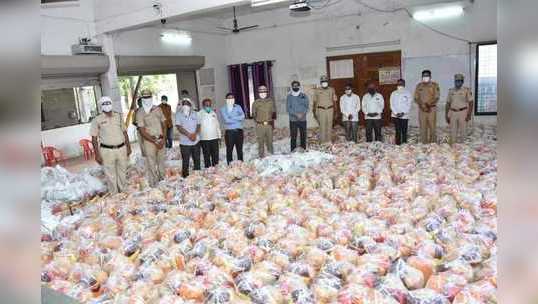 चाळीसगाव पोलिसांचे दातृत्व