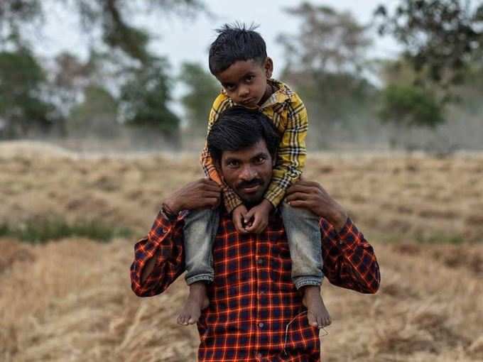 ચહેરા પર સ્પષ્ટ દેખાય છે ખુશી