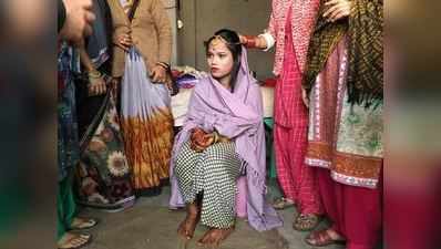 દિલ્હીઃ હિંદુ બહેનના લગ્નમાં હિંસાની આંચ ન આવે માટે ઘર બહાર પહેરો દેતા ઉભા રહ્યા મુસ્લિમ ભાઈ