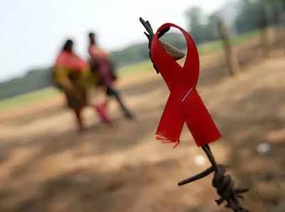 HIV+ હોવાથી ભેદભાવનો સામનો કર્યો છતાં સકારાત્મક જીવન જીવવાનું શીખવે છે આ કપલ