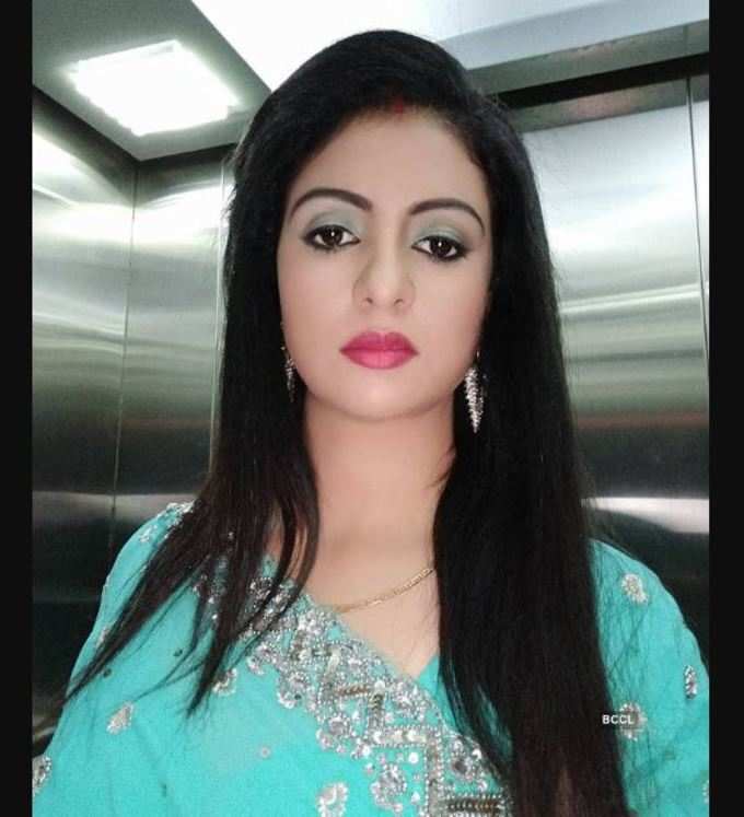 Pics : મોહમ્મદ શમીની પત્ની હસીન જહાંની ગ્લેમરલ તસવીરોએ ઈન્ટરનેટ પર મચાવી સનસની