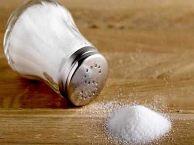 Side Effects Of High Intake Of Salt : 1 दिन में सिर्फ इतने ग्राम खाना चाहिए नमक, नहीं तो होंगी कैंसर जैसी ये 6 बीमारियां