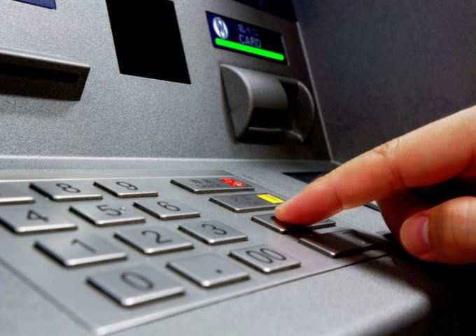 જૂના ATMમાં લાગેલું હોય નવું કીબોર્ડ તો એલર્ટ રહો