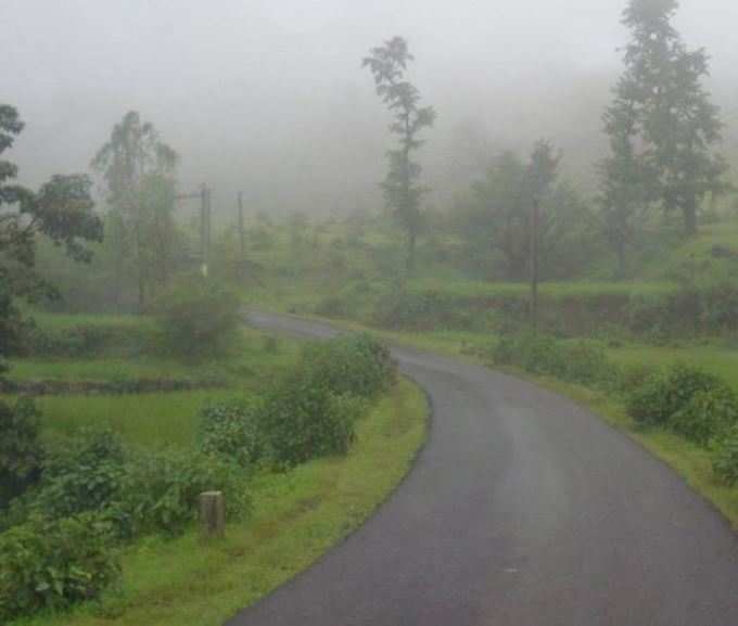 ગાઢ ધુમ્મસની ચાદર વચ્ચે આવેલું ગીરીમથક