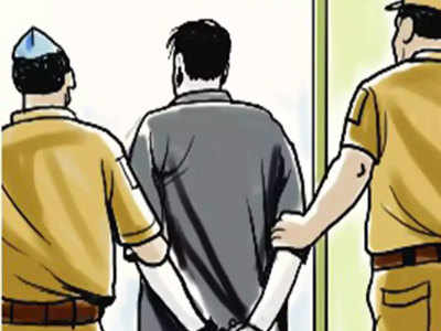 भतीजी से छेड़छाड़ की शिकायत करने पहुंचे थाने, पुलिस ने हवालात में डाला