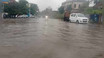 Pics: જામનગરમાં સતત ત્રીજા દિવસે ધોધમાર વરસાદ
