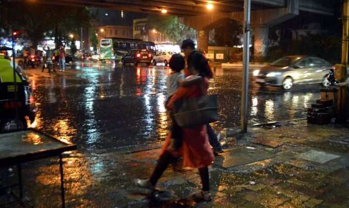 Mumbai-Rain-11808181922-1590342815