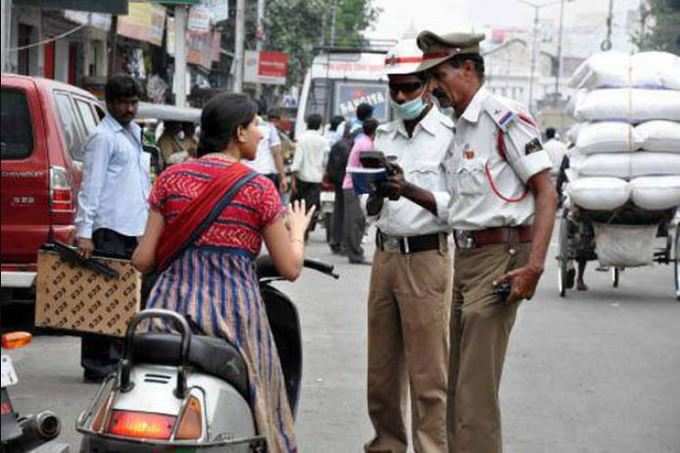 એક્શનમાં ટ્રાફિક પોલીસ