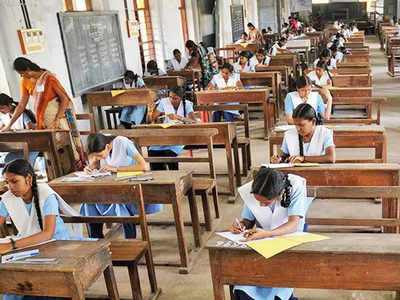 CBSE विद्यार्थ्यांना दिलासा; घराच्या जिल्ह्यातच केंद्र