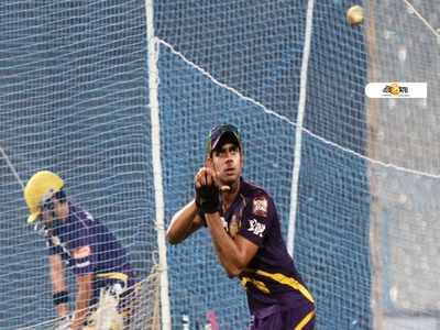 ২০১২ IPL-জয়ের কারিগর কারা? KKR-এর সঙ্গে টুইট তরজায় মনোজ!