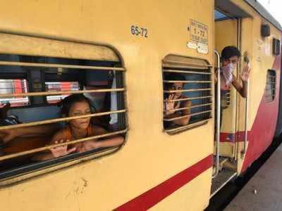 Special Passenger Trains: శ్రామిక్ రైళ్లలో ప్రయాణిస్తున్నారా? కొత్త రైల్వే గైడ్ లైన్స్ తెలుసుకొండి