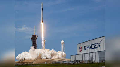 Nasa SpaceX Rocket Launch: 9 साल का इंतजार...Launch America से रचा इतिहास, तस्वीरें