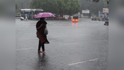 Weather Update: गर्मी से मिली राहत, दिल्ली-NCR में आंधी के साथ बारिश