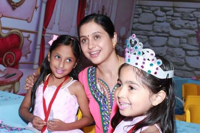 Devayani with her Daughters