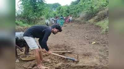 ಲಾಕ್‌ಡೌನ್‌ನಿಂದ ಎಲ್ಲೂ ಸಿಗ್ತಿಲ್ಲ ಕೆಲಸ: ಪಿಜಿ, ಪದವಿ ಓದಿದವರ ಕೈಗೆ ಗುದ್ದಲಿ..!