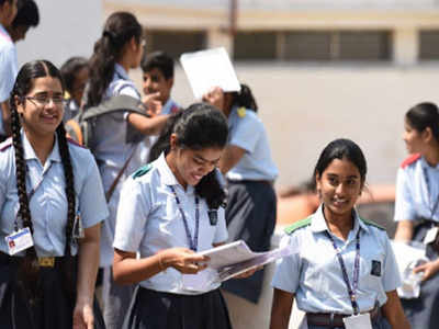 CBSE Notification: बोर्ड एग्जाम सेंटर को लेकर आई काम की जानकारी, देखें डीटेल में