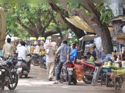 ಹಳ್ಳಿ ಜನ ಪ್ಯಾಟಿಗಿ ಬಂದ್ರು ಖರೀದಿಗೆ..