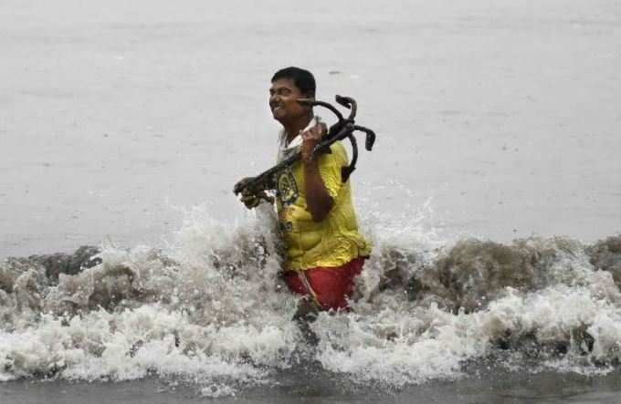 മണ്‍സൂണ്‍ ചിത്രങ്ങള്‍