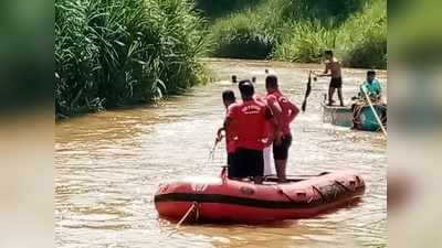 വയനാട്ടിൽ മീന്‍ പിടിക്കാന്‍ പോയ ആദിവാസി യുവാവിനെ പുഴയില്‍ കാണാതായി