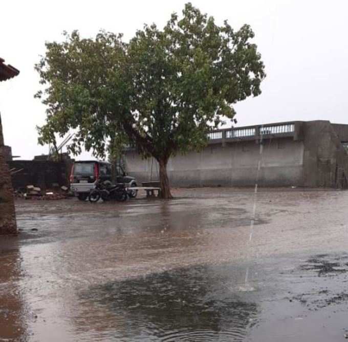 નિસર્ગ વાવાઝોડાના કારણે સૌરાષ્ટ્ર-કચ્છમાં વરસાદ